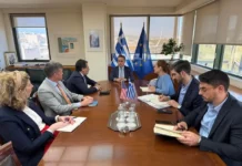 Ο κάθετος διάδρομος στο επίκεντρο της συνάντησης Παπασταύρου – Volz