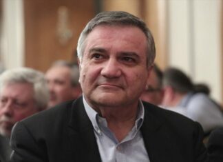 Παραιτήθηκε από το ΠΑΣΟΚ ο Χ. Καστανίδης – Σκληρή γλώσσα για Ν. Ανδρουλάκη