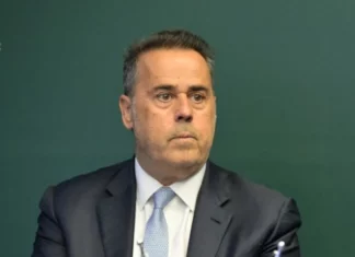 Στ. Παπασταύρου: «Η Ελλάδα στους παγκόσμιους πρωταθλητές των ΑΠΕ, έρχεται το νέο Χωροταξικό Πλαίσιο»
