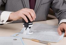 Επίδομα εξομάλυνσης 300 ευρώ αντί προσωπικής διαφοράς σε 1.500 δημοσίους υπαλλήλους