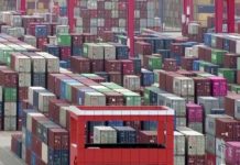 Οι ΗΠΑ ανακοινώνουν δασμούς 50% σε σειρά προϊόντων του Καναδά