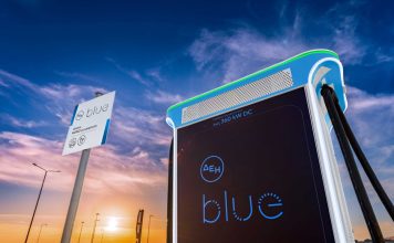 Πέντε χρόνια ΔΕΗ blue: Το μεγαλύτερο δίκτυο δημόσιας φόρτισης στην Ελλάδα που επεκτείνεται δυναμικά στη Νοτιοανατολική Ευρώπη