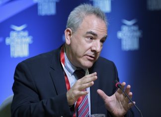 «Υβριδική επίθεση με χρήση AI» η συνομιλία του γ.γ. Εθνικής Ασφάλειας, λένε κυβερνητικές πηγές
