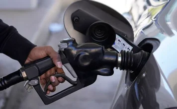 Καύσιμα: Προ των πυλών τα 2 ευρώ για την αμόλυβδη – Οι προβλέψεις των πρατηριούχων