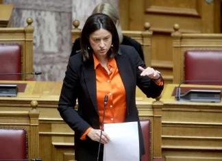 Νίκη Κεραμέως: «Διευρύνονται το πλέγμα προστασίας της μητρότητας και η στήριξη στις εργαζόμενες μητέρες»