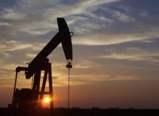 Πετρέλαιο: Συνεχίζεται η πτωτική τάση των τιμών με το brent στα 85 δολάρια το βαρέλι