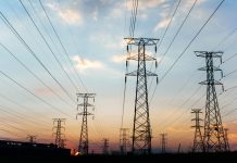 Ρεύμα: Αυξομειώσεις στις τιμές αλλά και συγκράτηση λόγω των ΑΠΕ