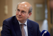 Κ. Χατζηδάκης: HelleniQ Energy και Motor Oil δίνουν 40 εκατ. ευρώ για φθηνότερα καύσιμα