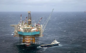 Συνεχίζει τις εξορύξεις στη Θάλασσα του Μπάρεντς η Νορβηγία παρά το ευρωπαϊκό μορατόριουμ