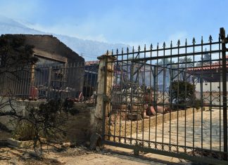 Αυτοψίες μετά τις πυρκαγιές: Μη κατοικήσιμα ή επικίνδυνα για χρήση επτά στα δέκα κτίρια που ελέγχθηκαν
