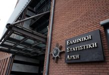 ΕΛΣΤΑΤ: Στο 7,9% η ανεργία στο β’ τρίμηνο – Σημαντικοί παράγοντες ο τουρισμός και η εστίαση