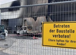 Γερμανία: Έρευνα για φωτιά σε υποσταθμό ηλεκτρικής ενέργειας στο Βερολίνο